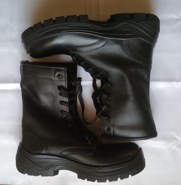 Botinkalar: "Botinka" Uzun Boğaz Çəkmə •Brand : "BOT-OUTDOOR EXTREME-BOT" •Ölçülər — 3