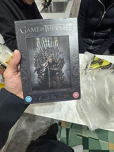 Спорт и хобби: Game of Thrones — The Complete First Season (DVD) - Полный комплект — 3