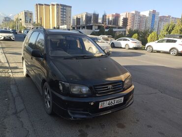 минивэн тойота 7 мест левый руль цена: Toyota Ipsum: 1997 г., 2 л, Автомат, Бензин, Минивэн