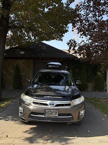 коробка гольф 3: Toyota Highlander: 2010 г., Автомат, Гибрид, Внедорожник — 1