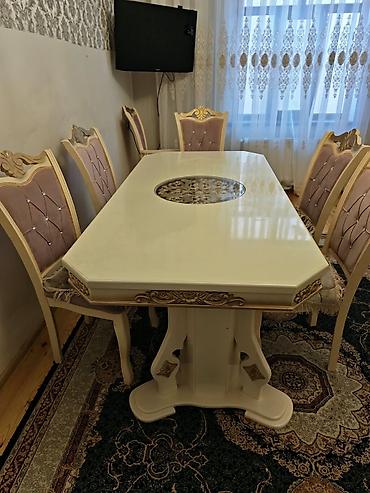 stol miz: Klassik üslubda qonaq otağı üçün masa və stul dəsti. - Masa — 1