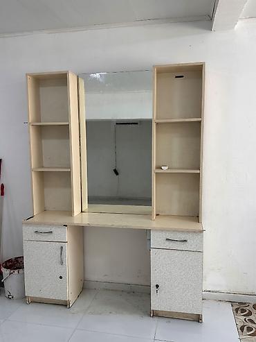 Salon, tibbi mebel: İşlənmiş, Saç kəsimi üçün masa, Güzgülü — 2