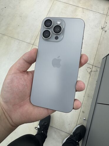 xr в корпусе: IPhone 15 Pro Max, Б/у, 256 ГБ, Natural Titanium, 91 %