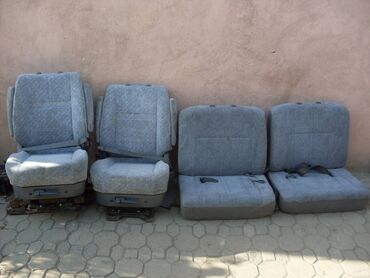 Сиденья: Комплект сидений, Велюр, Toyota Б/у