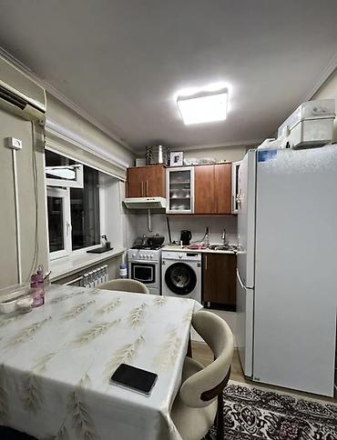 додой: Продается светлая 3-комнатная квартира с отдельной кухней. Планировка — 6