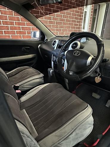 бу чехол: Toyota Ist: 2003 г., 1.5 л, Автомат, Бензин, Хэтчбэк — 2