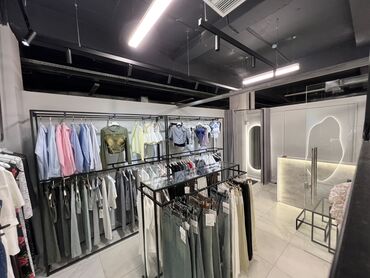 Стеллажи: Стеллажи для бутика одежды Кронштейны для бутика одежды Торговое at lalafo.kg — 2 Стеллажи: Стеллажи для бутика одежды Кронштейны для бутика одежды Торговое — 2