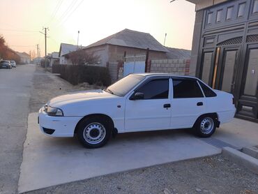 Daewoo: Daewoo Nexia: 2012 г., 1.5 л, Механика, Бензин, Седан — 8