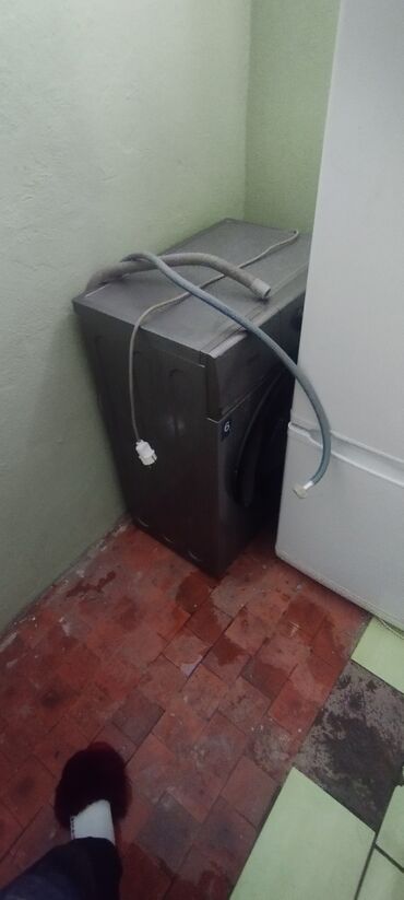 ноутбук в кредит без банка: Стиральная машина Indesit, Автомат, До 6 кг, Узкая