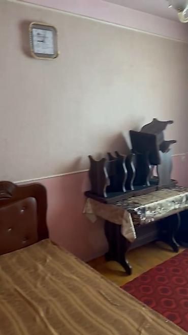 bine evləri: Skonnu qazilərin binasi 3 mətrəbəli binanın 3 cü mərtəbəsi 2 otaqlı 3 — 2