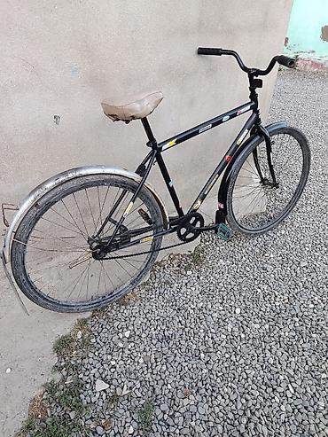 Şəhər tipli klassik velosiped - Rəng: qara - Çərçivə: polad, düz top