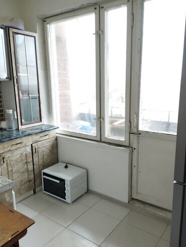 Köhnə tikili: Bakı, Bakıxanov qəs., 2 otaqlı, Köhnə tikili, m. Neftçilər, 70 kv. m — 26