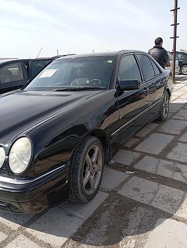 mercedes 180 b: Mercedes-Benz E-Class: 2.9 l | 1996 il Sedan — 3