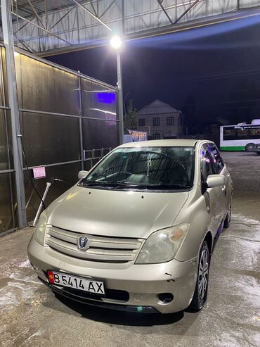 машина тойота ист: Toyota ist: 2002 г., 1.3 л, Бензин, Универсал