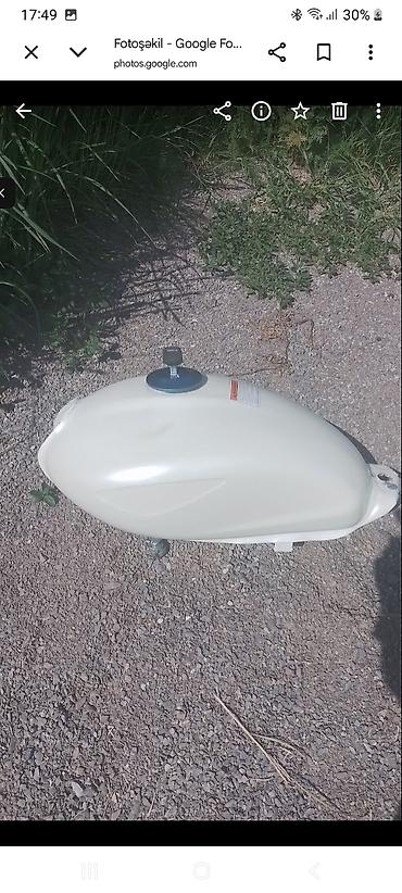 Moped/velosiped üçün benzin çəni - Material: metal korpusQeyd: Özüm