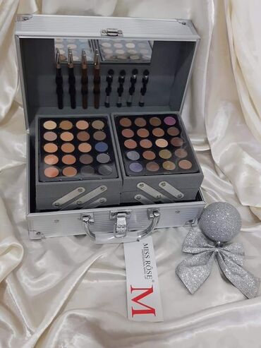 Šminka: Fantastican idealan za poklon,originalan ❤Miss Rose kofer sa — 7