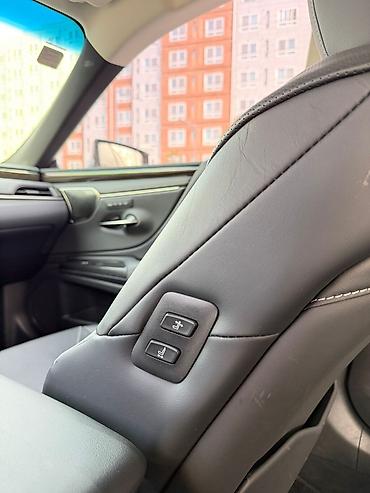 Lexus: Lexus ES: 2019 г., 2.5 л, Гибрид — 20