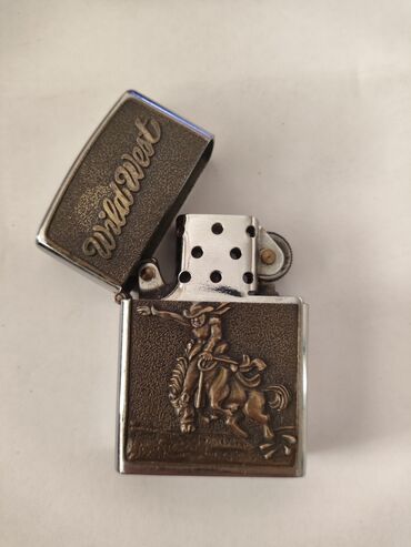 Qəlyan, vayp və aksesuarları: Zippo benzinli alışqan – Wild West temalı - Brend: Zippo (Bradford — 5