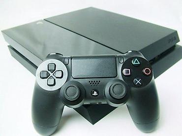 torbe o bag: U ponudi Sony Playstation 4 sa naslova. Konzola je novija fat — 8