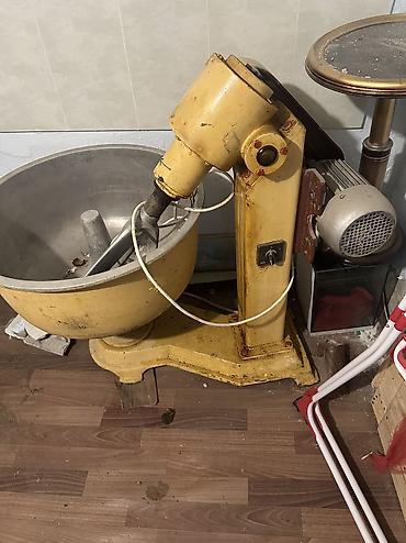 Digər istehsal avadanlığı: Çörək sexi üçün xəmir qarışdıran mikser — 2