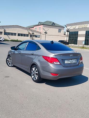 Hyundai: Hyundai Accent sedan - Kuzov: 4 qapılı sedan, boz rəng - Nömrə — 10