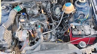 6 2: Volkswagen Passat: 1992 г., 1.8 л, Механика, Бензин, Универсал — 7