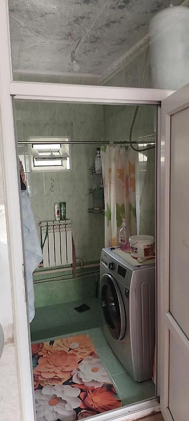 Продажа коттеджей и домов: 🏙️ Продаётся: дом, 5+ комнат — 120 м² 📍 Локация: Бишкек, Ак-Ордо 1 ж/м — 5