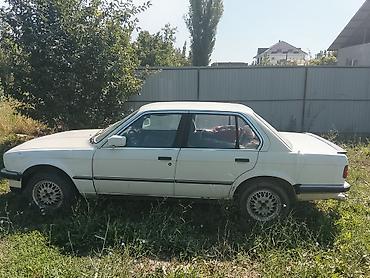 bud e9: BMW 3 series: 1987 г., 1.8 л, Механика, Бензин, Седан — 1