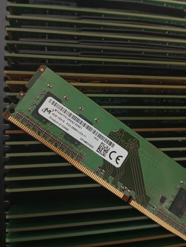 Процессоры: Оперативная память, Б/у, ADATA, 4 ГБ, DDR4, 2666 МГц, Для ноутбука