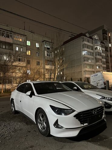 Hyundai: Hyundai Sonata: 2022 г., 2 л, Автомат, Газ, Седан