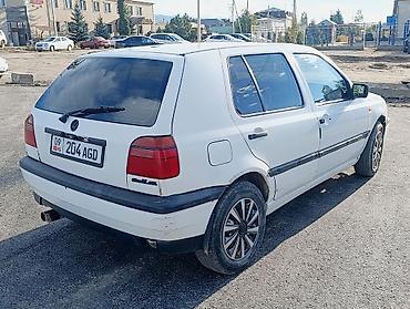 Volkswagen: Volkswagen Golf: 1993 г., 1.8 л, Кол менен иштөөчү, Бензин, Хетчбек — 3