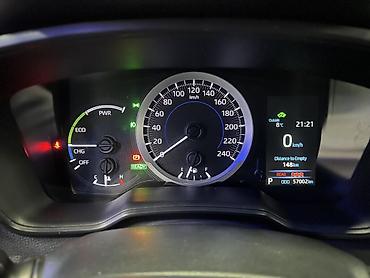 sonata dn: Toyota Corolla: 2020 г., 1.8 л, Вариатор, Гибрид, Седан — 8