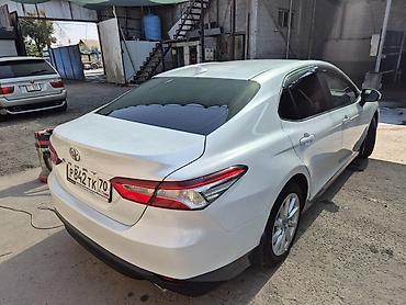 f 4: Toyota Camry: 2021 г., 2 л, Вариатор, Бензин, Седан — 3