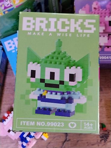 Набор мини-кирпичиков BRICKS “Make a Wise Life” для сборки зеленого