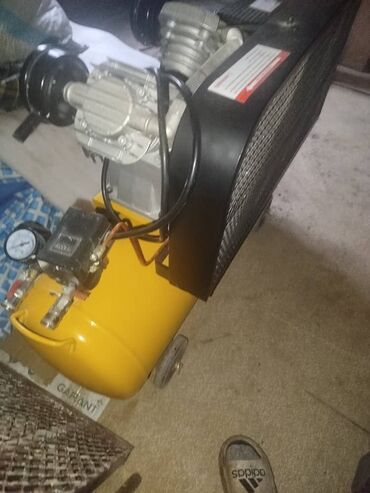 пневма инструменты: Компрессор Боёо үчүн, Электр, Поршень