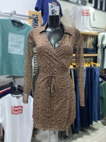 new yorker нови пазар слике: S (EU 36), color - Beige, Long sleeves at lalafo.rs new yorker нови пазар слике: S (EU 36), color - Beige, Long sleeves