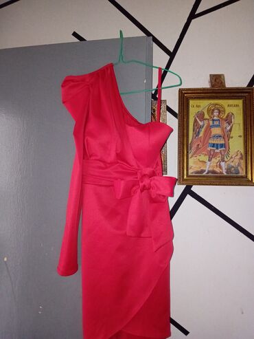 kratke haljine: M (EU 38), L (EU 40), color - Red, Evening, Long sleeves
