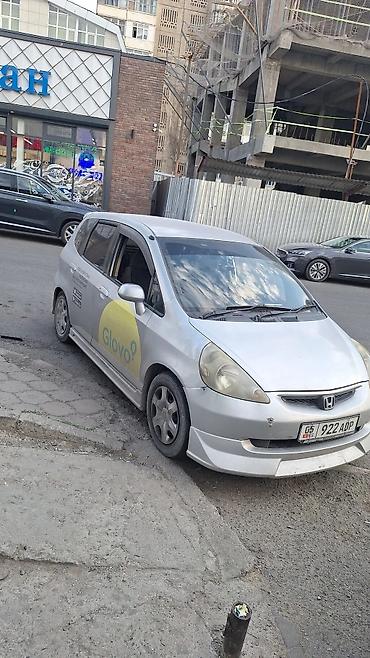 Honda: Honda Fit: 2003 г., 1.3 л, Вариатор, Бензин, Хэтчбэк — 8