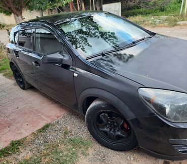 бампер на гольф 2: Opel Astra: 1.3 l | 2007 il 240 km Hetçbek