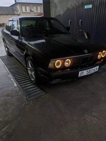 матор м54: BMW 5 series: 1992 г., 2 л, Механика, Бензин, Седан