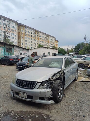 машина за 2000 долларов: Toyota Crown: 2005 г., 3 л, Автоматические, Бензин, Седан