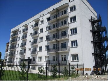 квартира тыныстанова: 1 комната, 33 м², 106 серия улучшенная, 2 этаж, ПСО (под самоотделку)