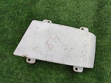 Решетки радиатора: Решетка радиатора Б/у, Оригинал — 20