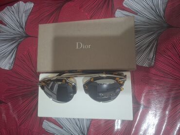 Eynəklər: Gün eynəyi, Dior, İşlənmiş — 3