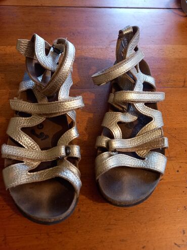 Dečija obuća: Grubin, Sandale, Veličina: 34, bоја - Zlatna