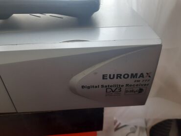 arxa goruntu kamerası: Evromax furmasi ela isleyir ancaq turkiye ve rus kanallari gosterir