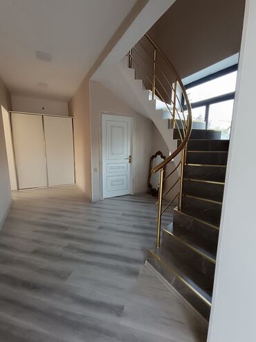 Günlük kirayə evlər: 150 kv. m, 3 otaqlı, Kombi, Kanalizasiya, Artezian quyusu — 29