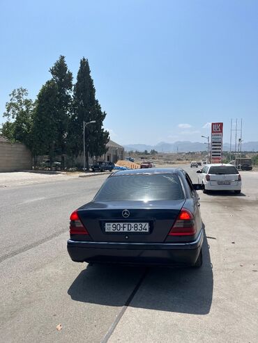 Mercedes-Benz: Mercedes-Benz C 180: 1.8 l | 1996 il Sedan — 10