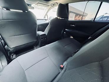 Toyota: Toyota Corolla: 2022 г., 1.8 л, Вариатор, Гибрид, Седан — 8