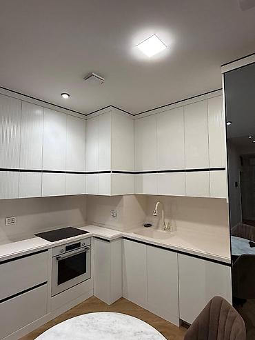 bine qesebesi ev: İcarəyə verilir 3 otaqlı yeni tikili 105 m², Ağ şəhər q. Kateqoriya — 6